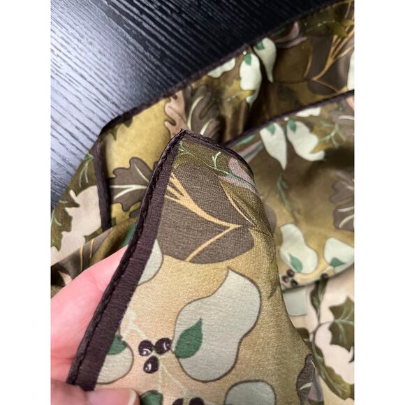 NWT Jones Wear Silk Scarf with Autumn Acorn Motif - Picture 2 of 6